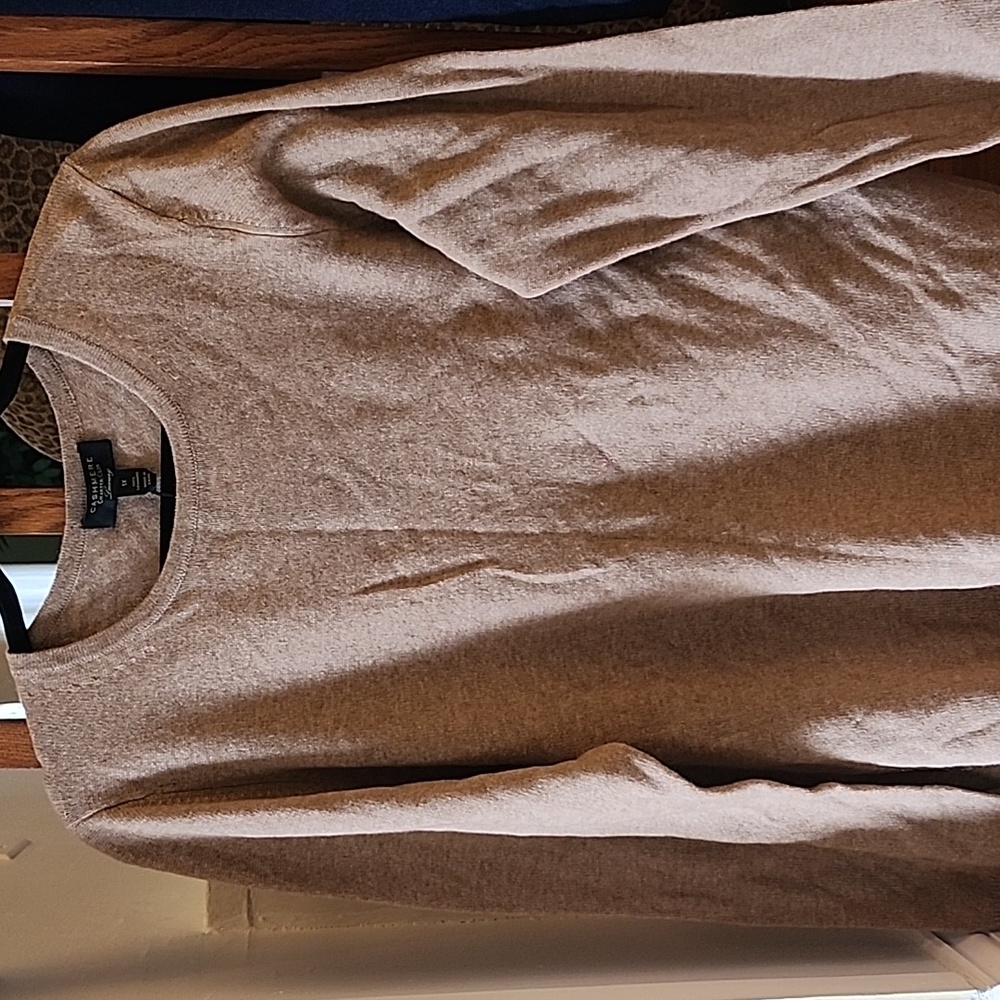 100% Cashmere Sweater